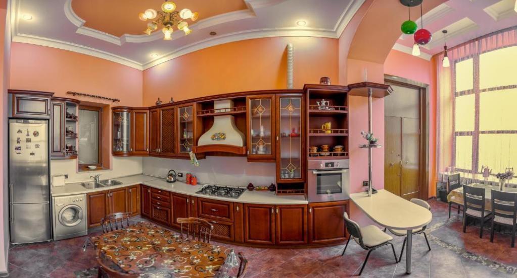 Deniz Inn Boutique Hotel Баку Екстер'єр фото