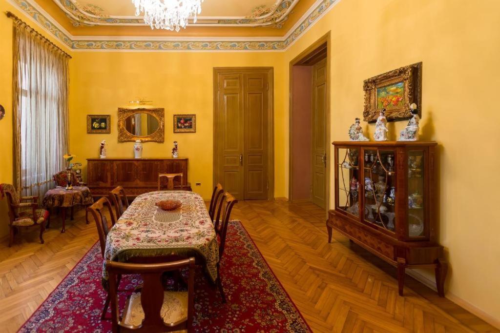 Deniz Inn Boutique Hotel Баку Екстер'єр фото