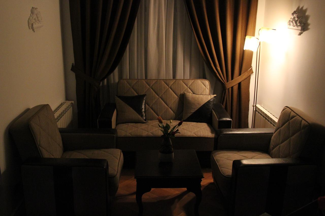 Deniz Inn Boutique Hotel Баку Екстер'єр фото